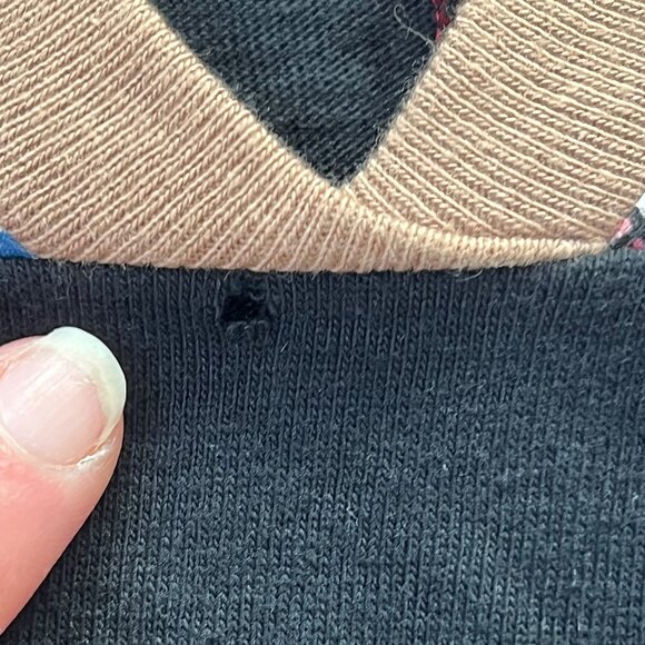 Black and Pink Keyhole Capsleeve Shirt Size Small - Picture 10 of 10